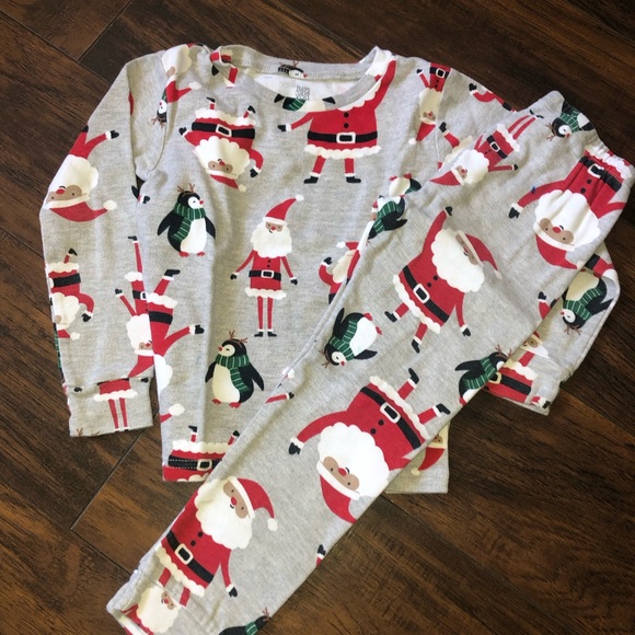 10 Set of Pajama’s - Picture 4 of 10